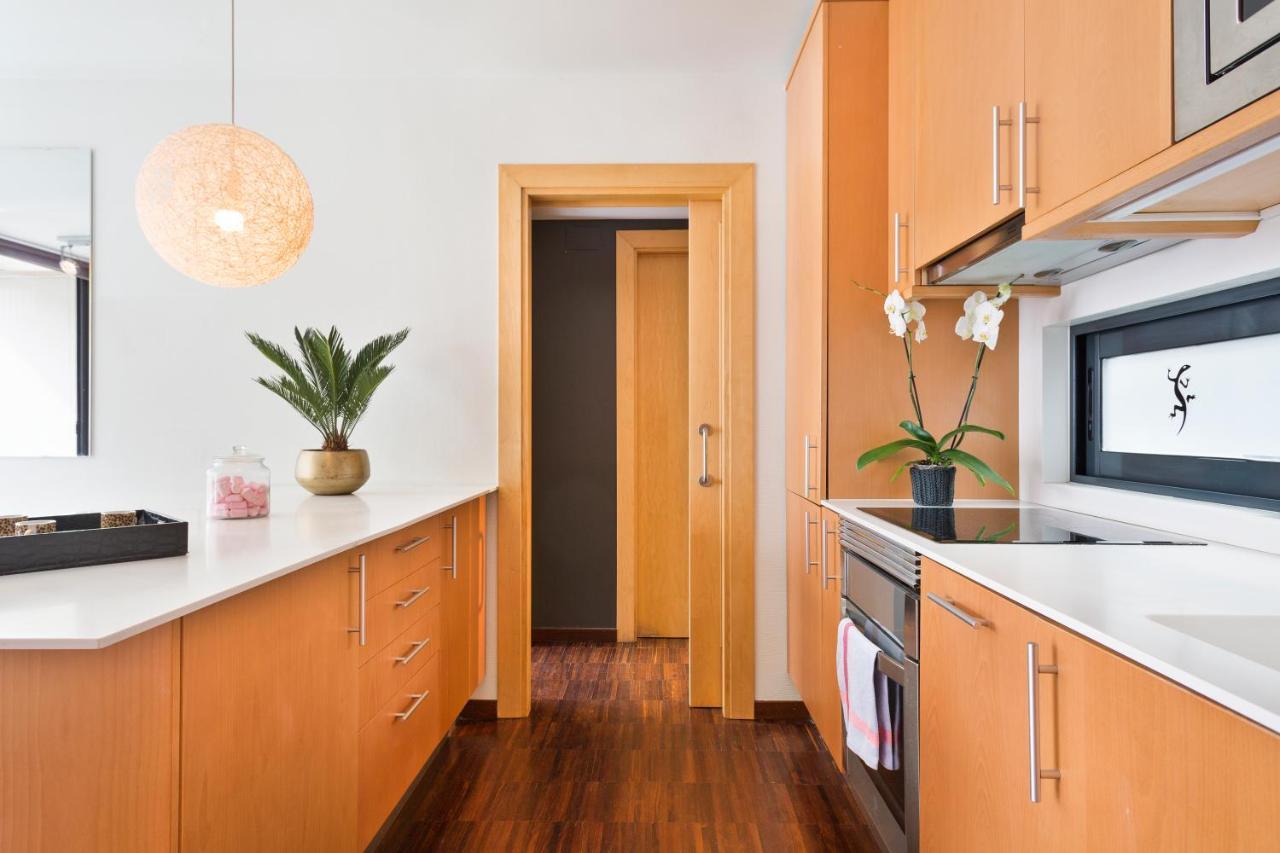 Apartment Barcelona Rentals - Sarria Apartments Near Center Kültér fotó