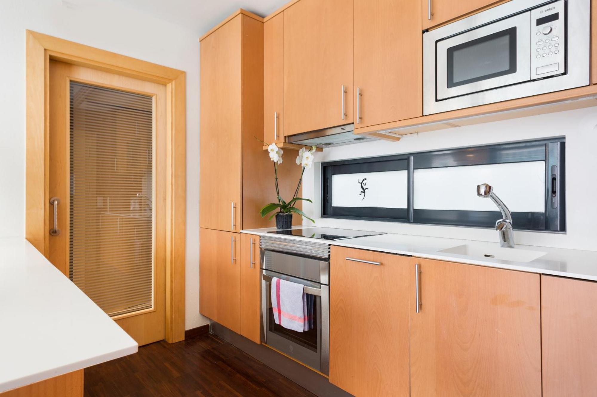Apartment Barcelona Rentals - Sarria Apartments Near Center Szoba fotó