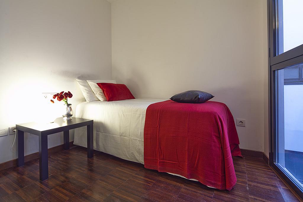 Apartment Barcelona Rentals - Sarria Apartments Near Center Kültér fotó
