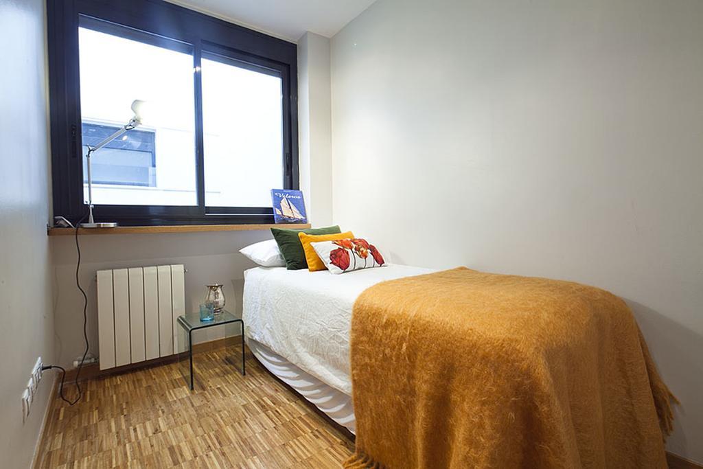 Apartment Barcelona Rentals - Sarria Apartments Near Center Kültér fotó